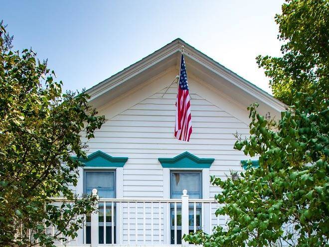 Park Place Suites Image