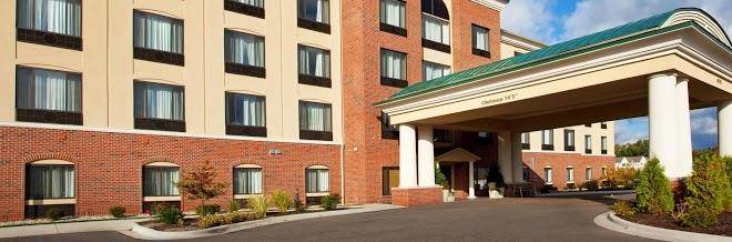 Holiday inn express & suites detroit utica
