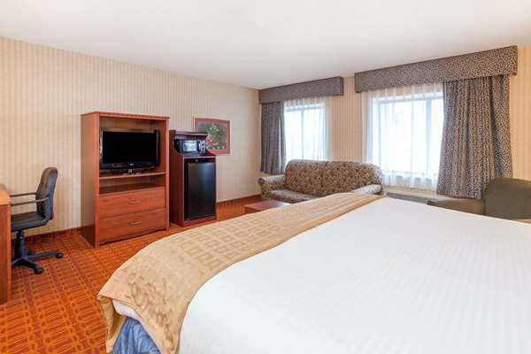 Baymont by wyndham detroit roseville