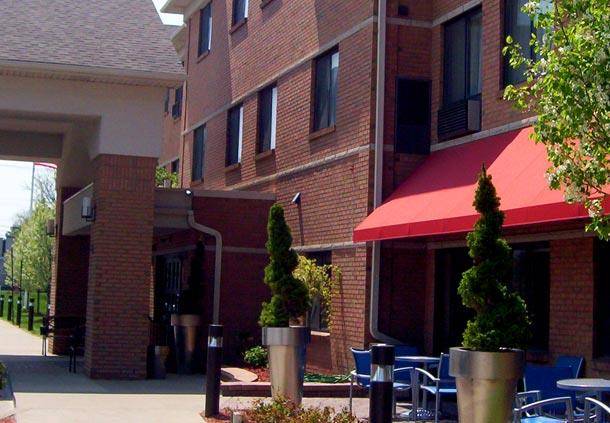 Towneplace suites by marriott detroit warren