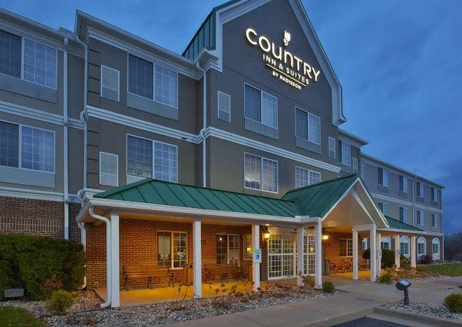 Country inn & suites by radisson big rapids mi