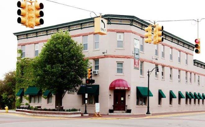 Winter inn