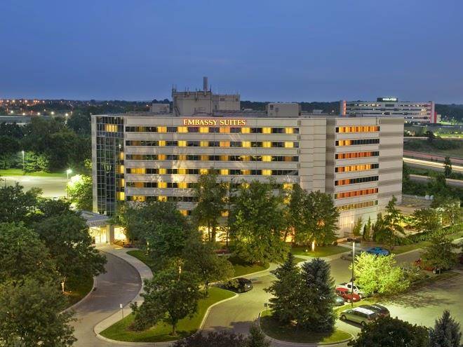 Embassy suites by hilton detroit troy auburn hills