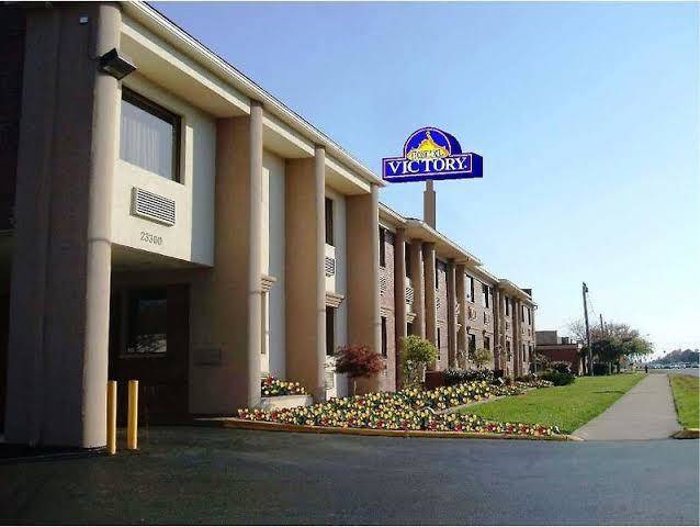 A victory hotel southfield
