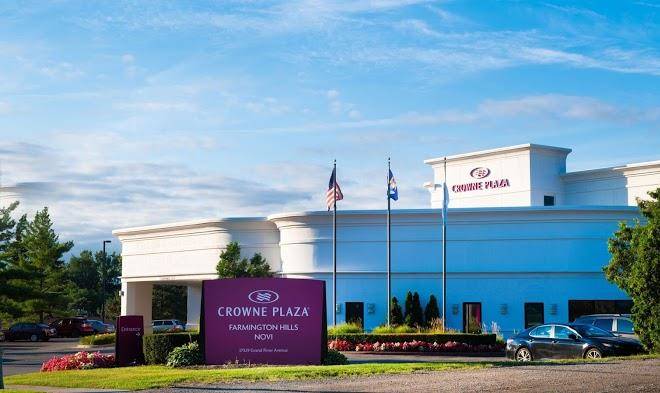 Crowne plaza farmington hills novi