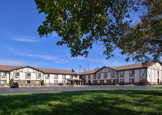 Americas Best Value Inn Birch Run Image