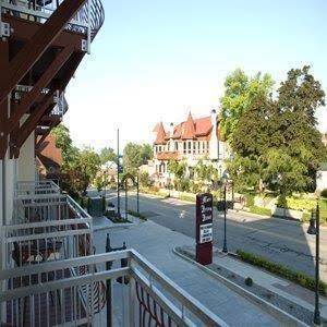 Marv herzog hotel