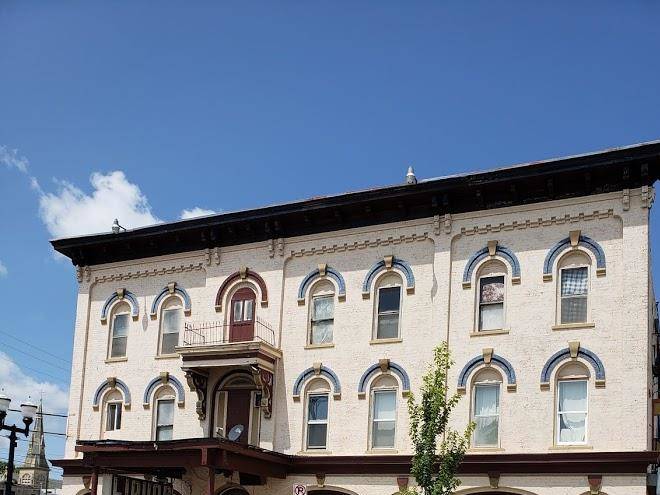 Perry's schuch hotel