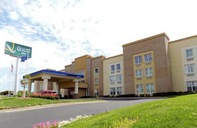 Comfort inn & suites allen park dearborn