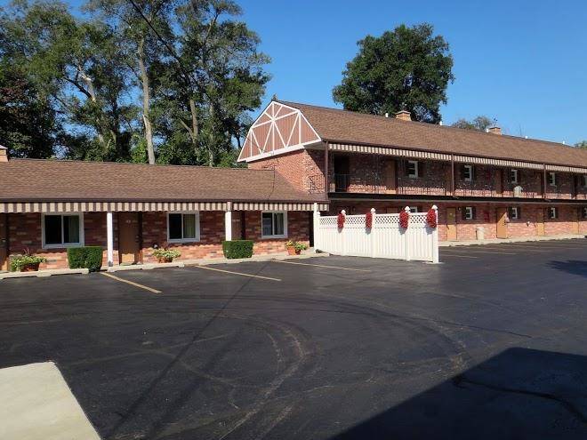 Fellows creek lodge canton michigan