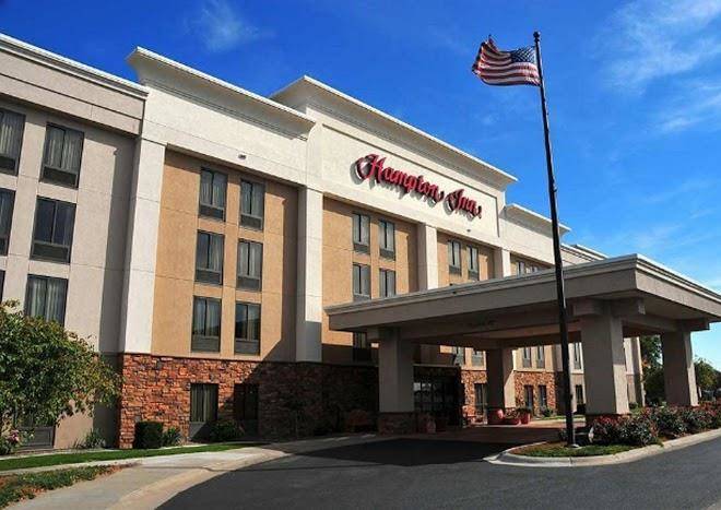 Hampton inn detroit southgate
