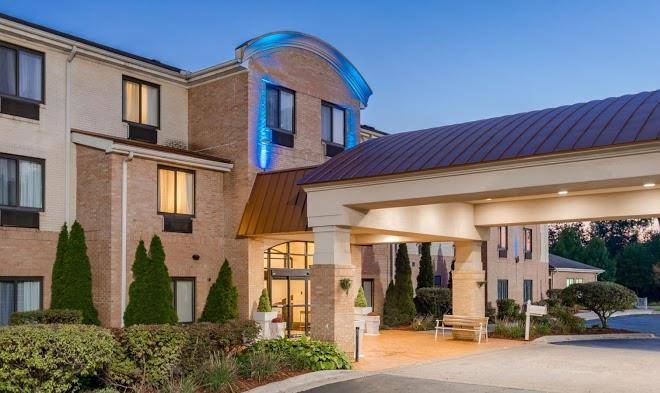 Holiday inn express & suites canton