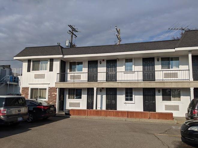 Lodging by the month