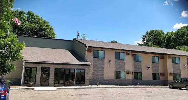 Waconia inn & suites