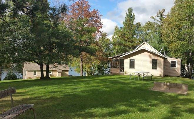 Cousin's cabins