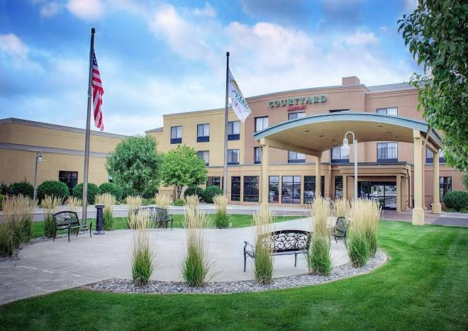 Courtyard by marriott fargo moorhead mn