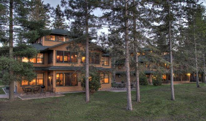 Clamshell beach resort