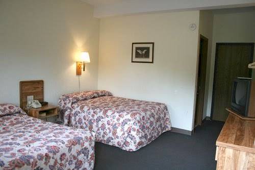 Commander motel