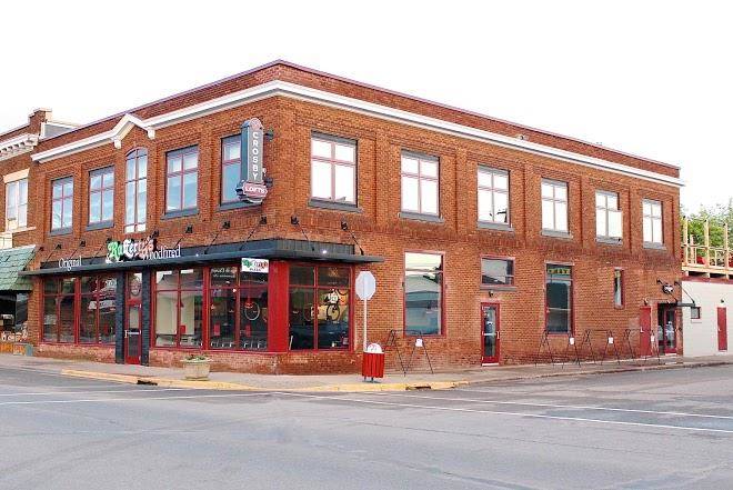 Crosby lofts