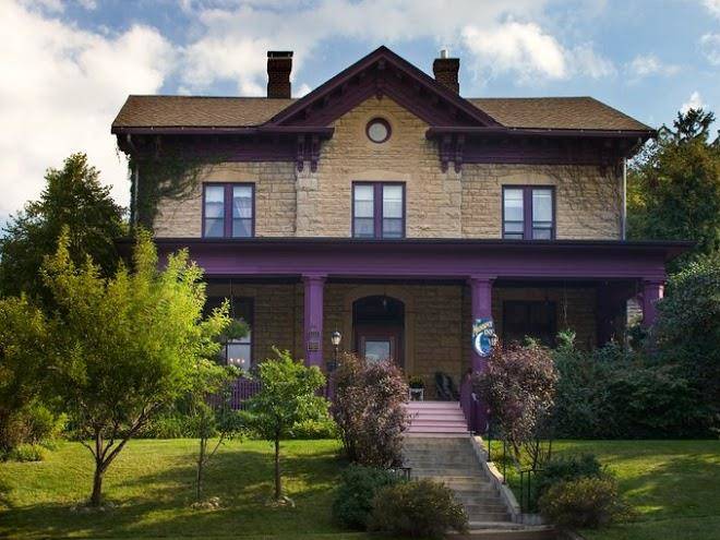 Moondance inn