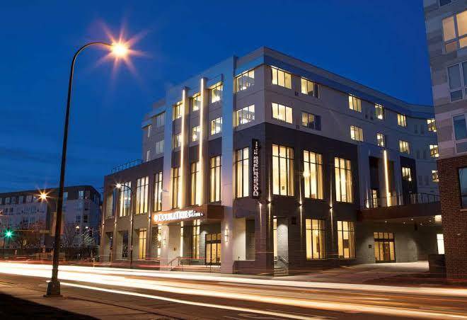Doubletree by hilton hotel minneapolis university area