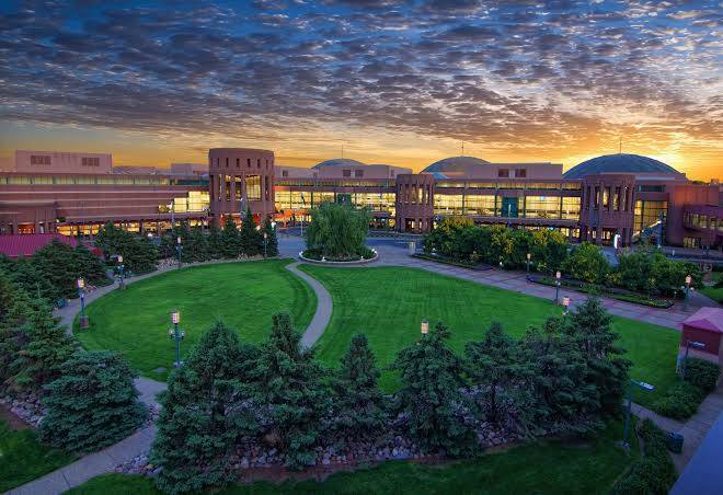 Holiday inn express & suites minneapolis dwtn