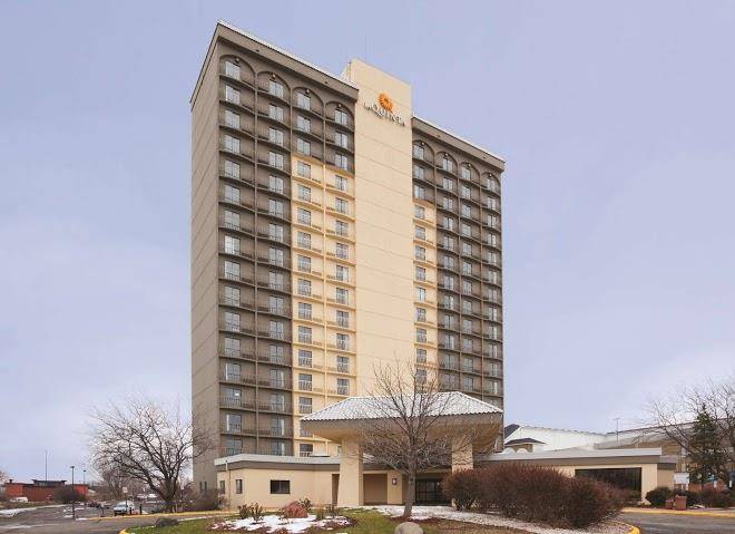 La Quinta Inn & Suites By Wyndham Minneapolis Bloomington W Image