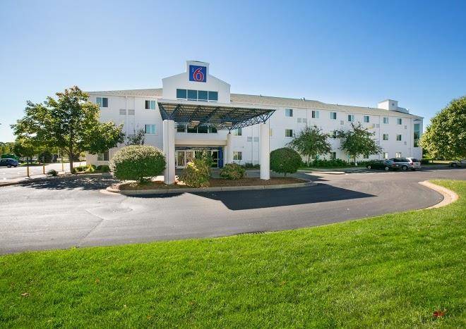 Motel 6 brooklyn center mn minneapolis
