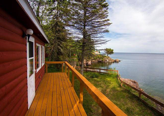 Breezy point cabins on lake superior