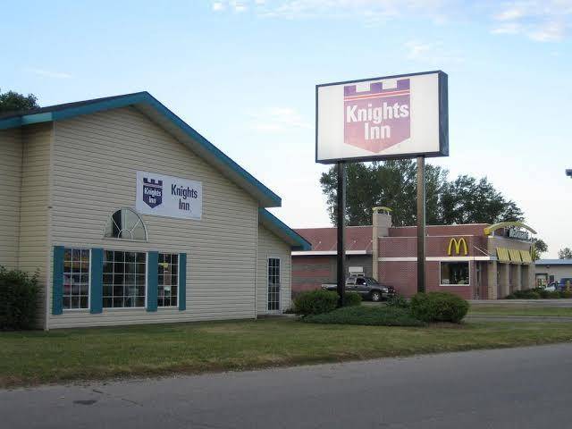 Knights inn litchfield
