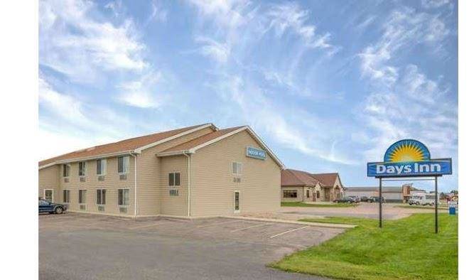 Days Inn By Wyndham Worthington Image