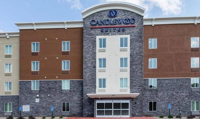 Candlewood suites rochester mayo clinic area