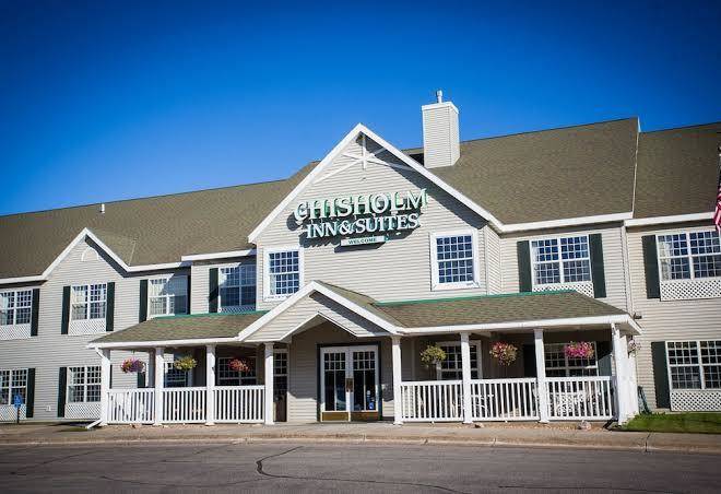 Chisholm inn & suites