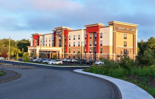 Hampton inn & suites duluth north mall area