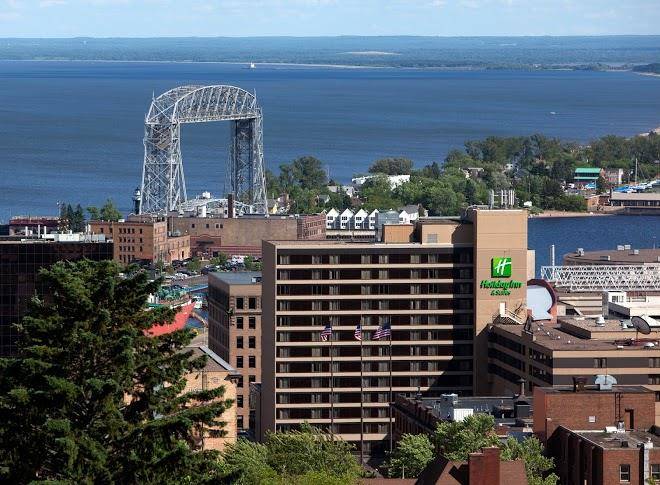 Holiday Inn & Suites Duluth Downtown Image