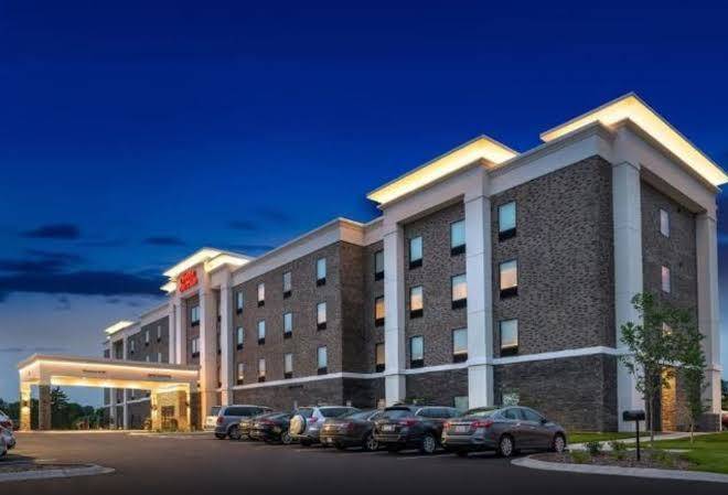 Hampton inn & suites st paul oakdale woodbury