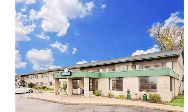 Days inn by wyndham winona