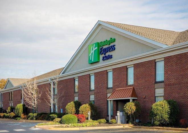 Holiday inn express & suites corinth