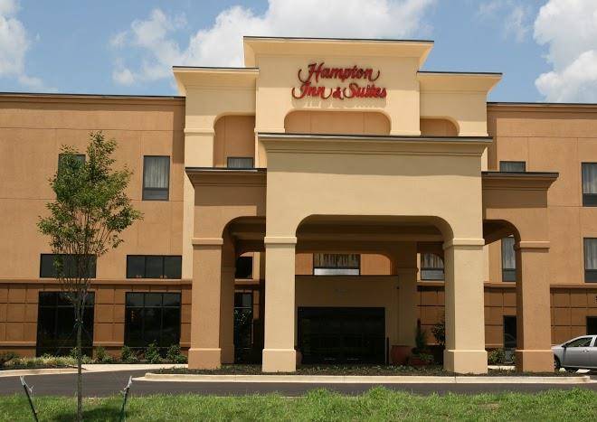 Hampton inn & suites west point