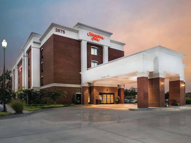 Hampton inn hernando