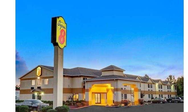 Super 8 By Wyndham Hernando Image