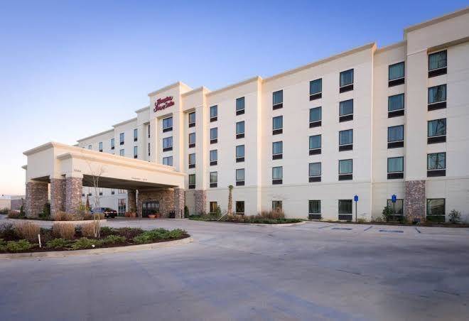 Hampton inn & suites gulfport i 10