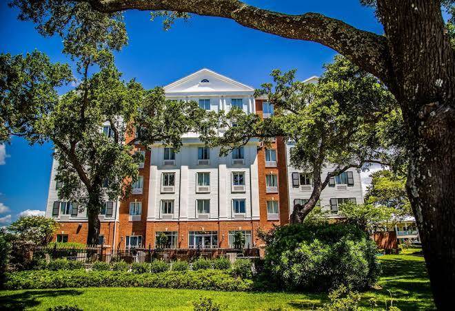 Holiday Inn Express Long Beach Image