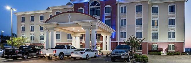 Holiday Inn Express & Suites Byram Image