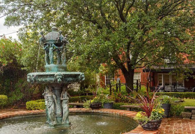 Old capitol inn