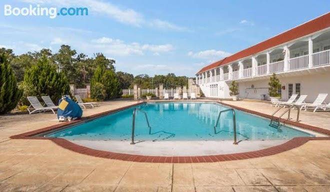 Gulf hills hotel & conference center