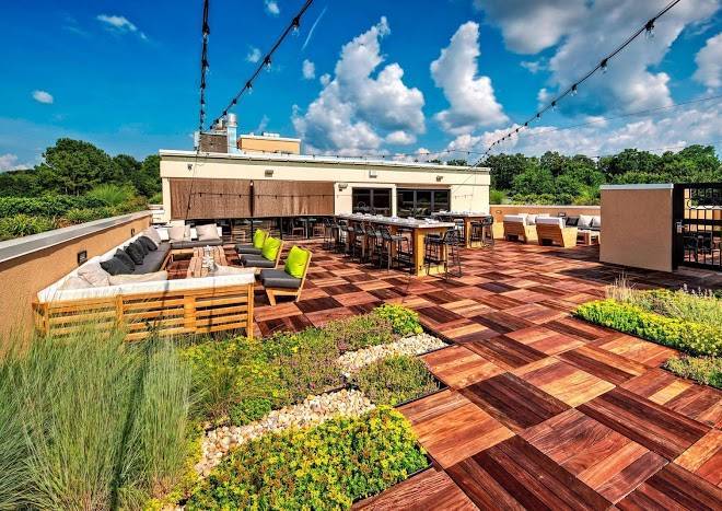 Courtyard By Marriott Oxford Image