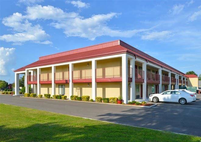 Americas best value inn tupelo barnes crossing