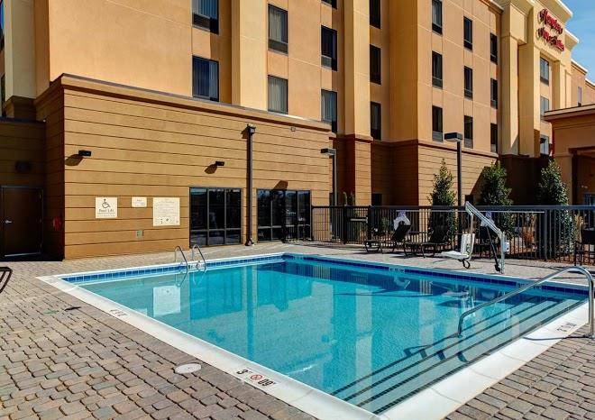 Hampton Inn & Suites Columbus Image