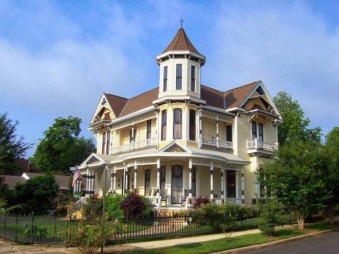Painted lady of columbus
